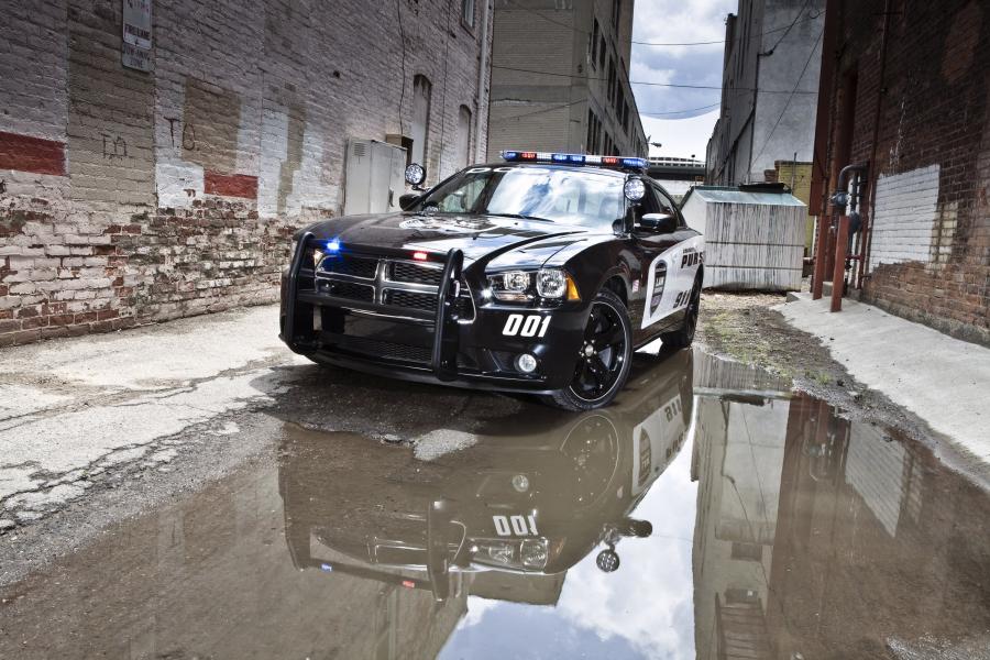  Dodge Charger Pursuit Police 2010 года  (фото 47 из 50)